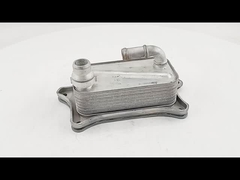 Autres pièces détachées de moteur de voiture pour le refroidisseur à huile d'aluminium 06E117021J pour le C7 3.0T